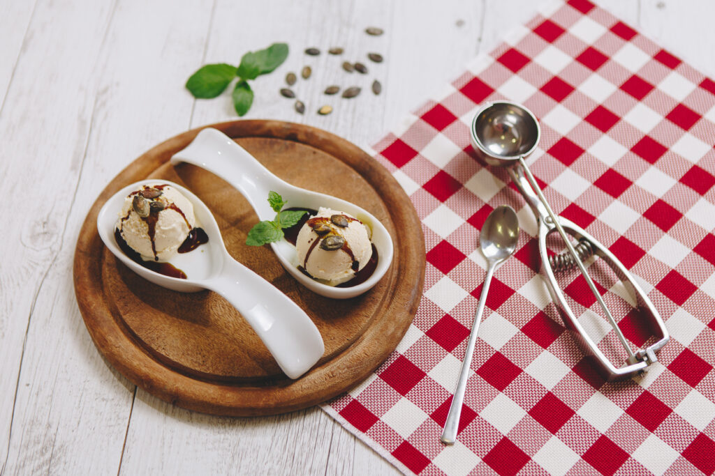 sladoled z bučnim oljem